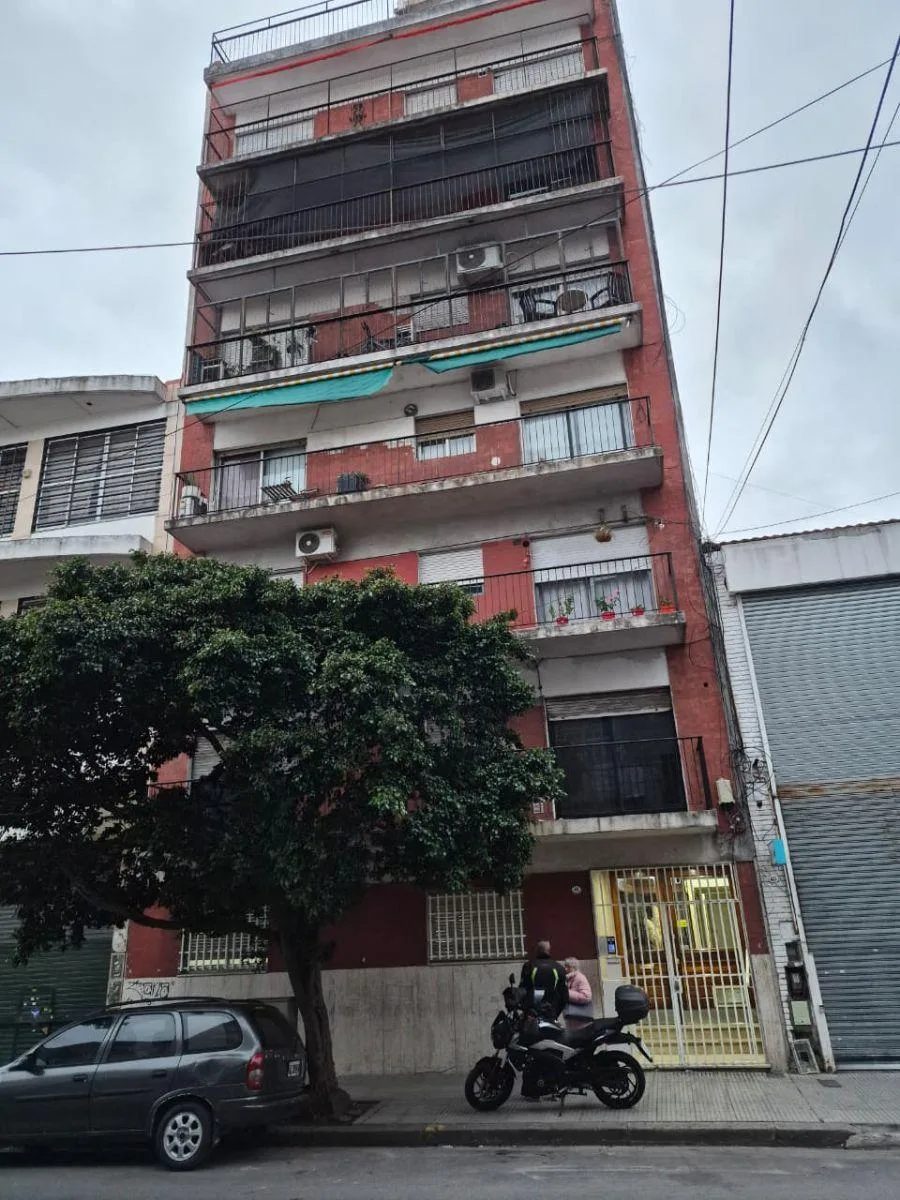 Departamento 2 Ambientes Impecable Excelente Ubicacion en Centro Comercial Avellaneda