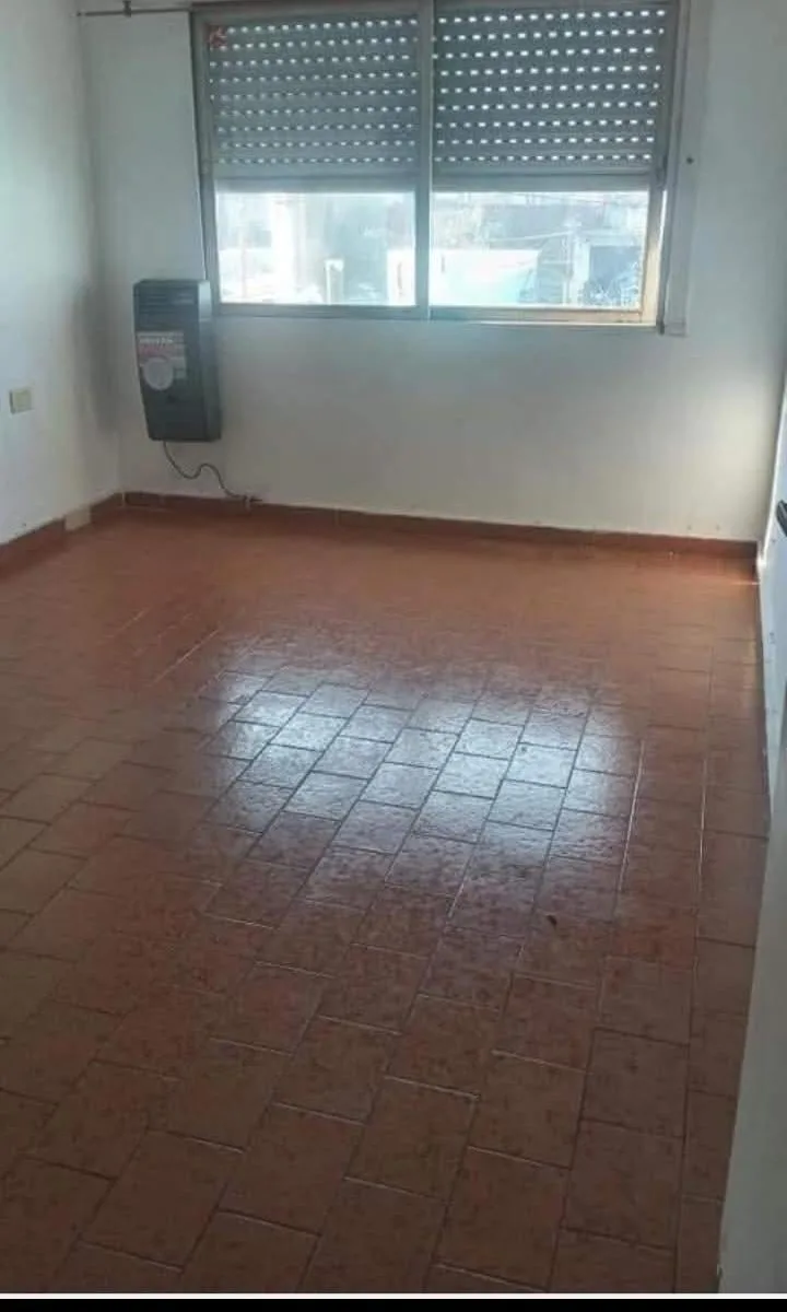2-room PH with patio
