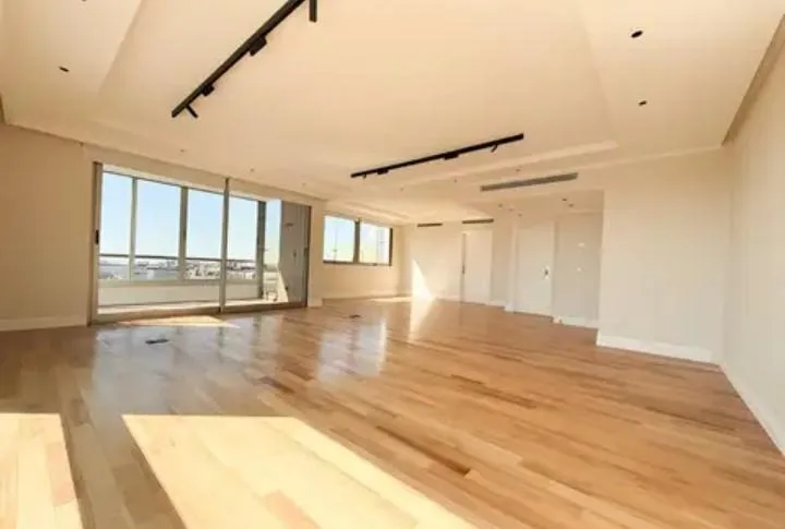 Semipiso Exclusivo en Recoleta con Vista Al Rio Piso Alto 216 m&sup2; Recoleta