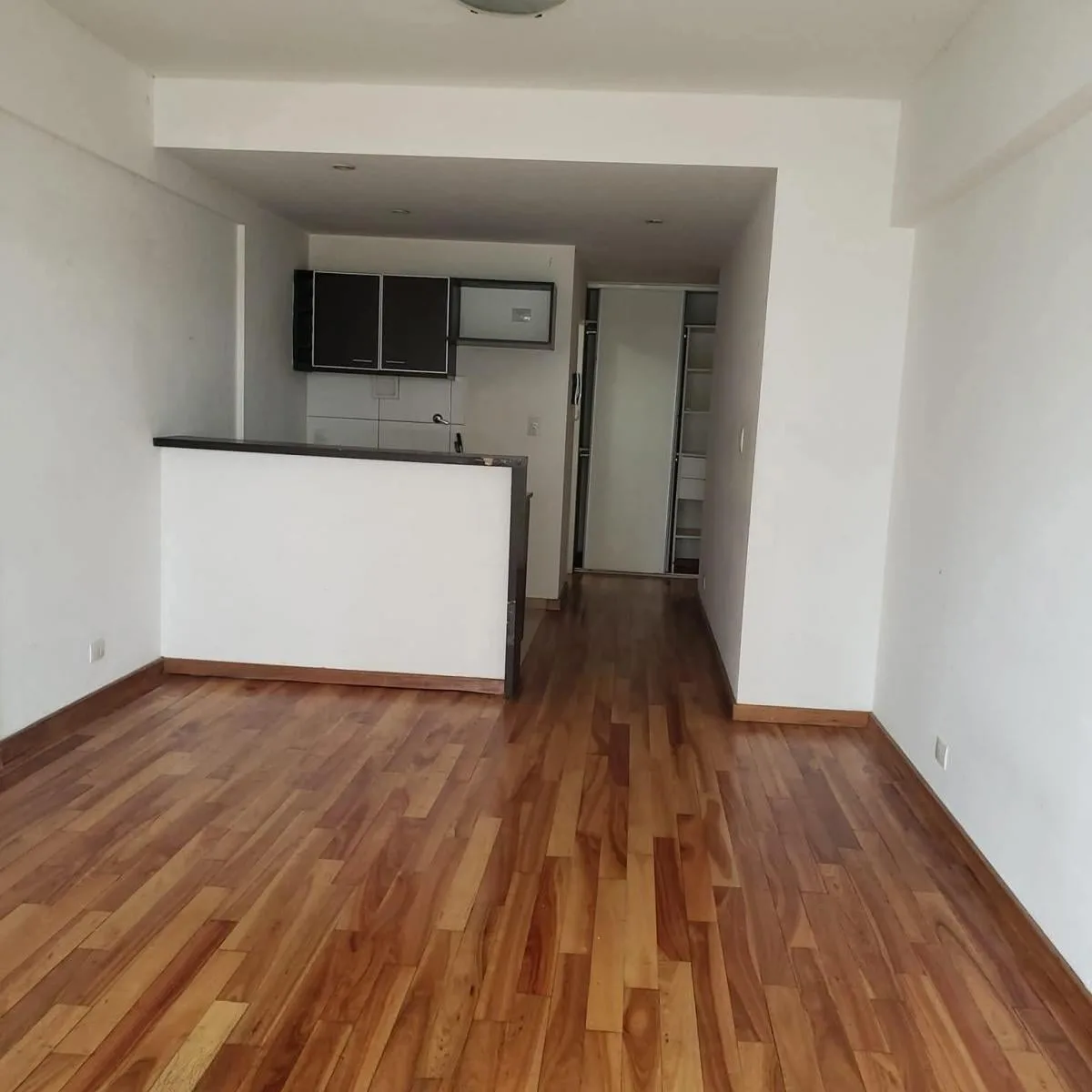 Monoambiente Amoblado con Expensas Incluidas Excelente Ubicación!