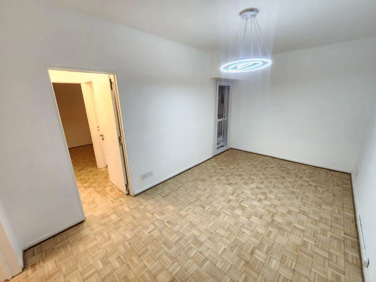 55 m - 2 Dorm. - 1 Baño - Refaccionado a Nuevo - Excelente Estado