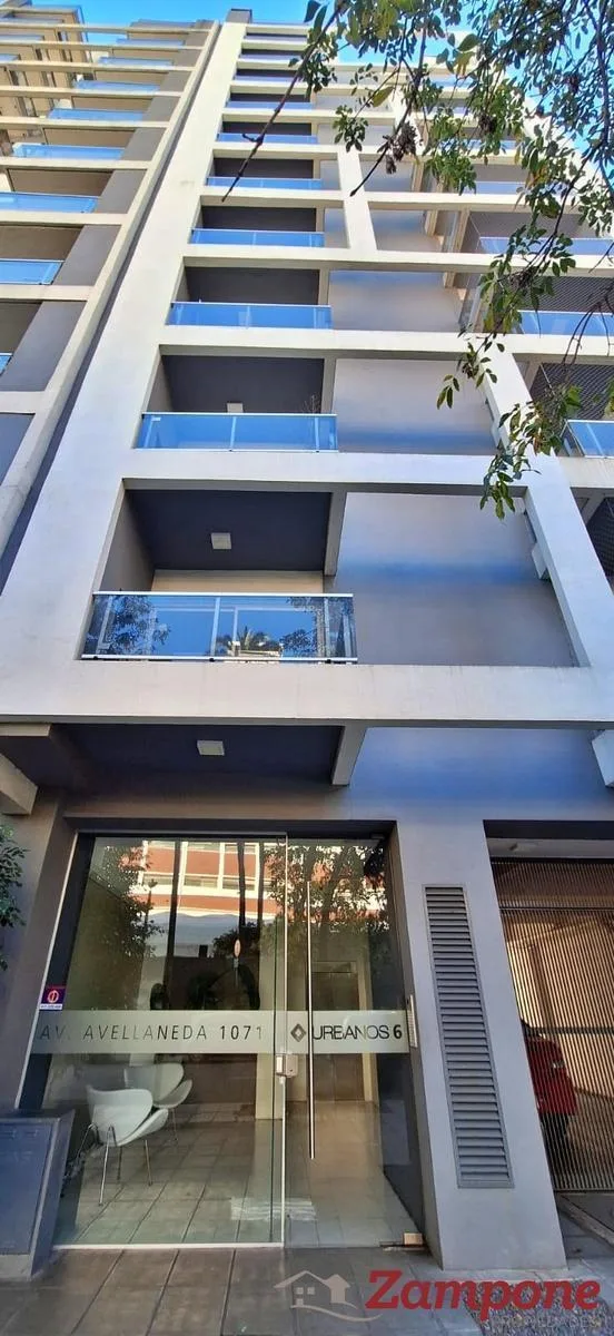 Monoambiente con Balcón y Parrilla, en Caballito