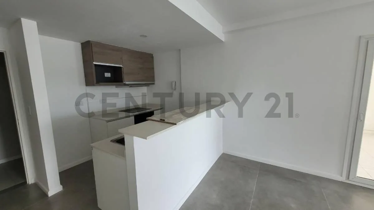 Departamento Alquiler en Canning Center