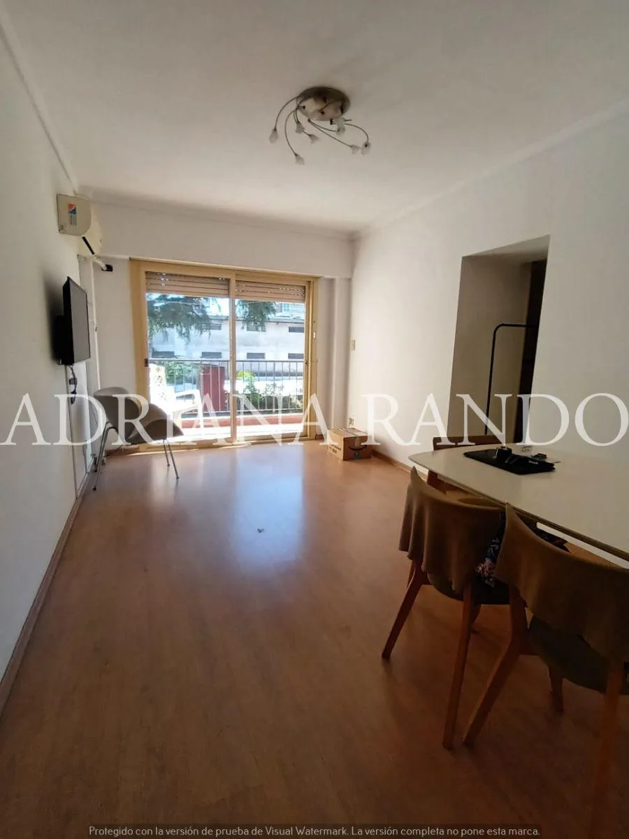 Departamento de 3 Ambientes Al Contrafrente con Balcon Corrido
