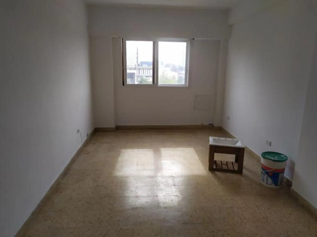 Departamento de 60 m&sup2; con 2 Dorm. en Alquiler en Berazategui