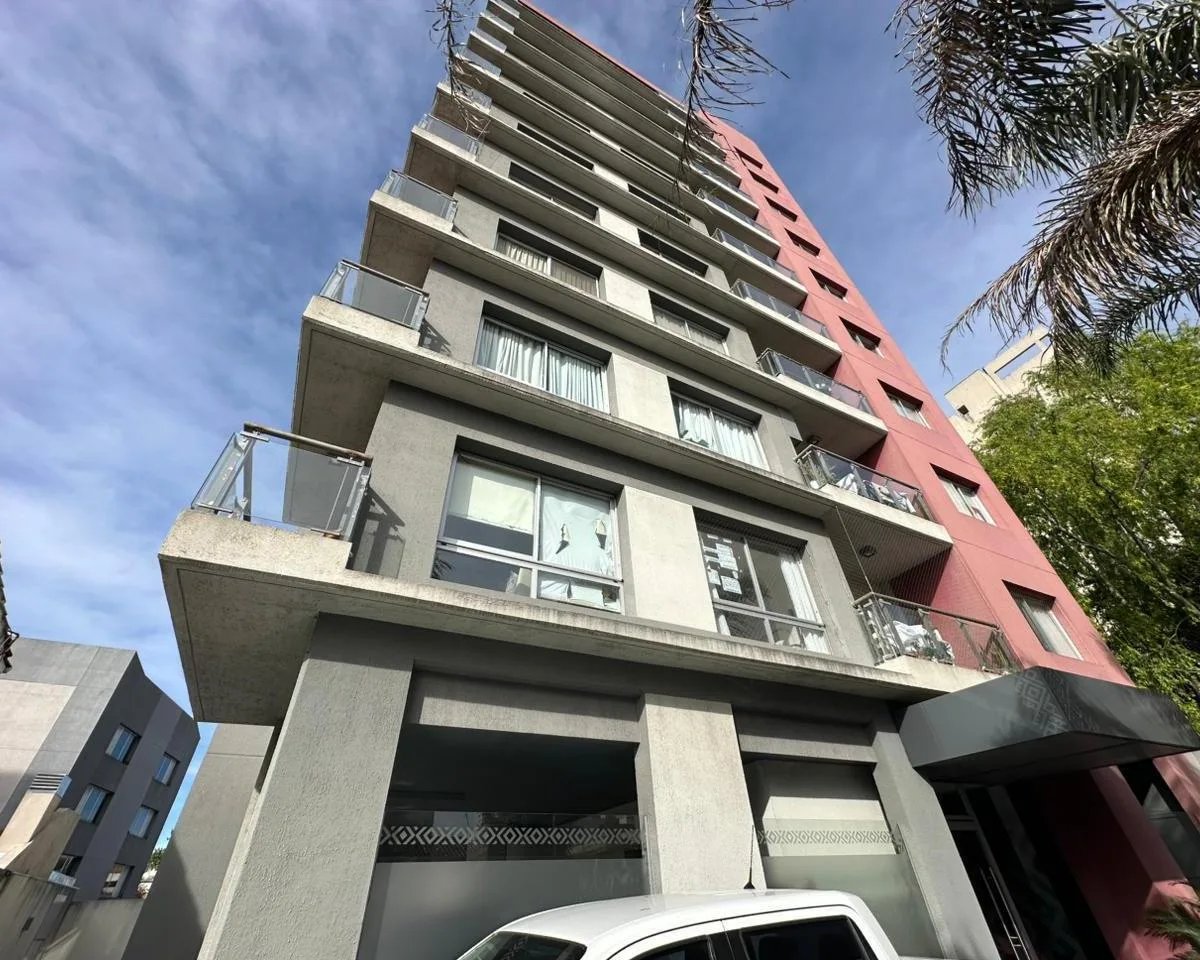 Venta/alquiler Departamento 3 Ambientes con Amenities y Cochera en Berazategui Centro