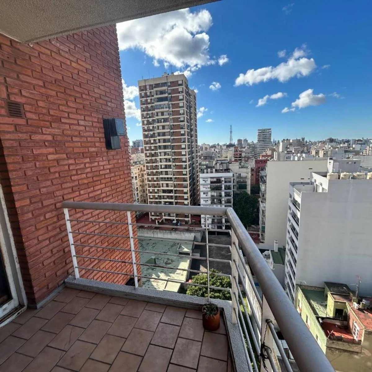 Alquila Dos Amb Piso Alto en Torre Flores