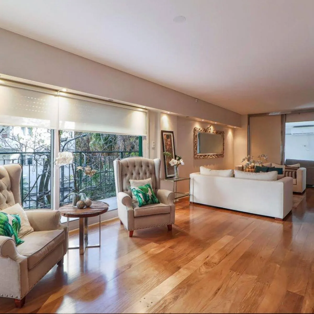 Departamento 6 Ambientes con Cochera en Alquiler