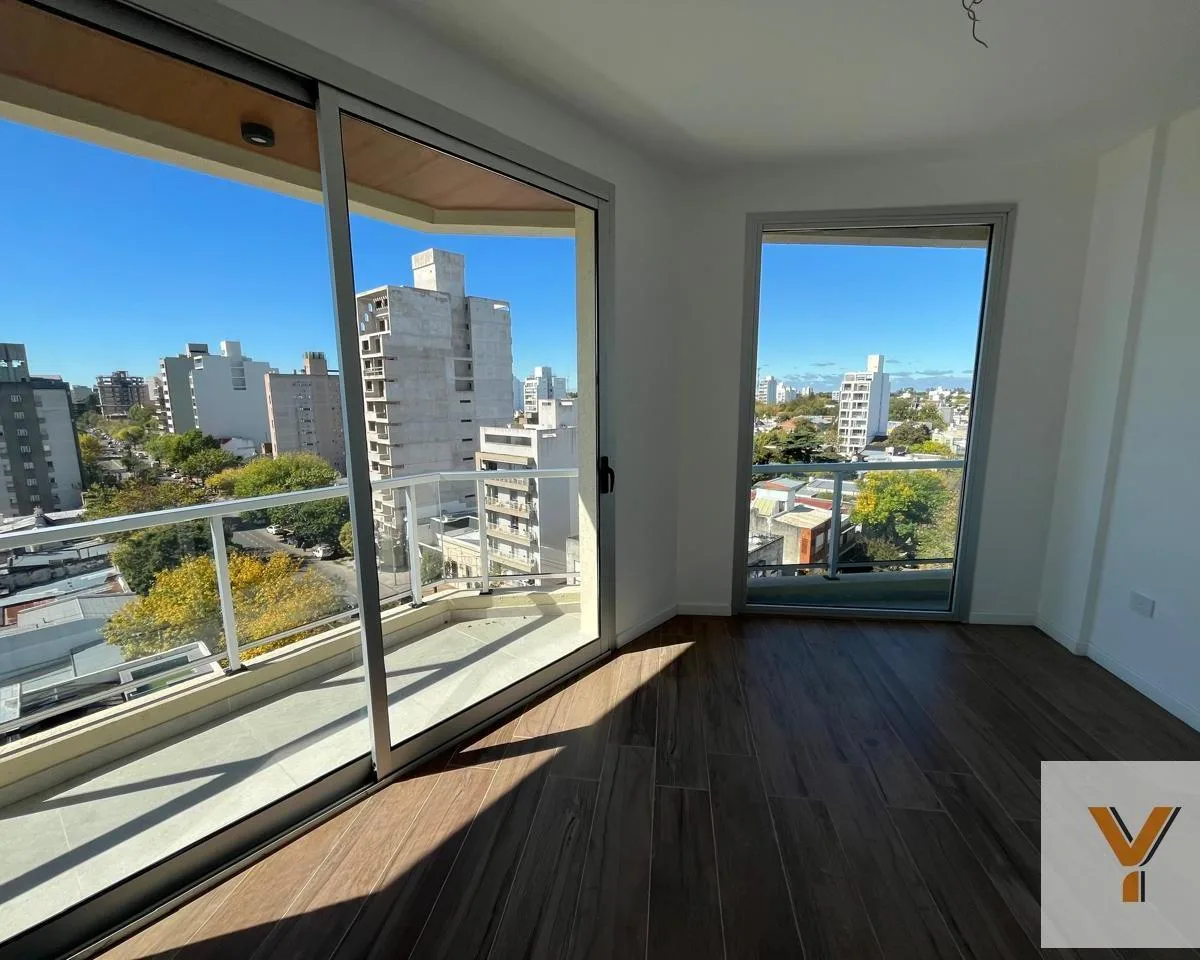 84 m², balcony and SUM