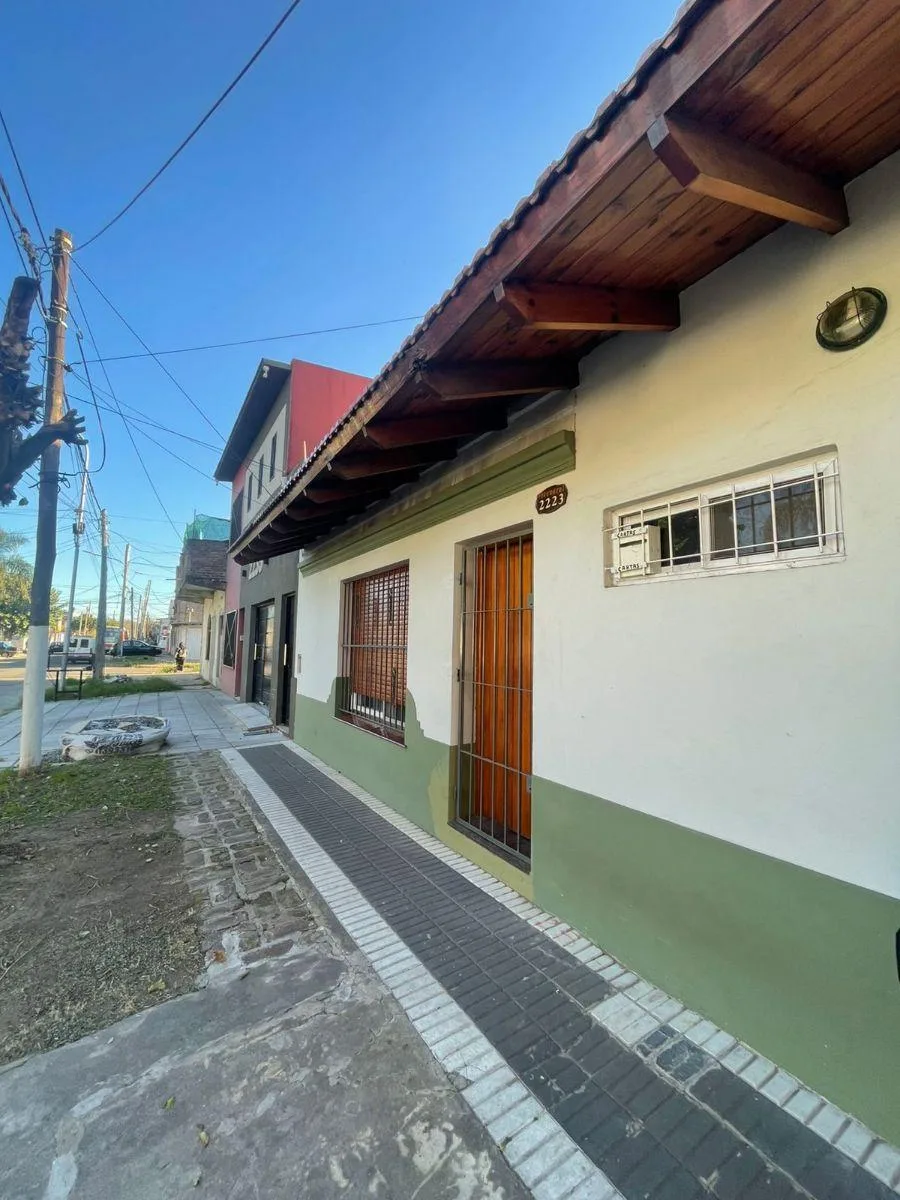 Front-facing PH, 2 rooms