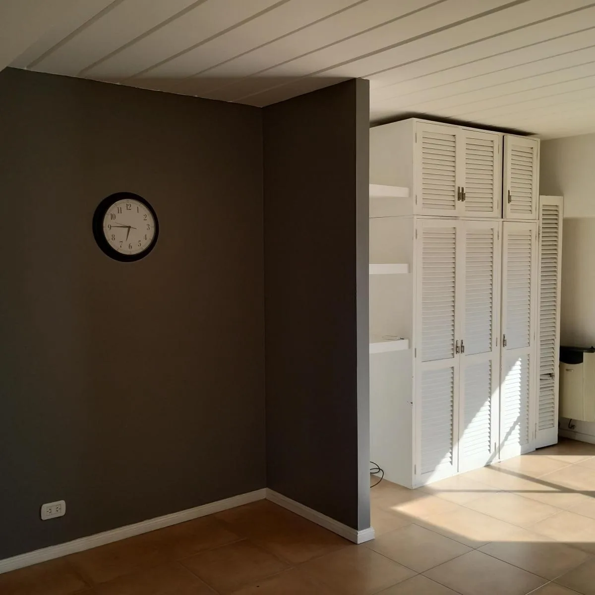 Studio with balcony and A/C