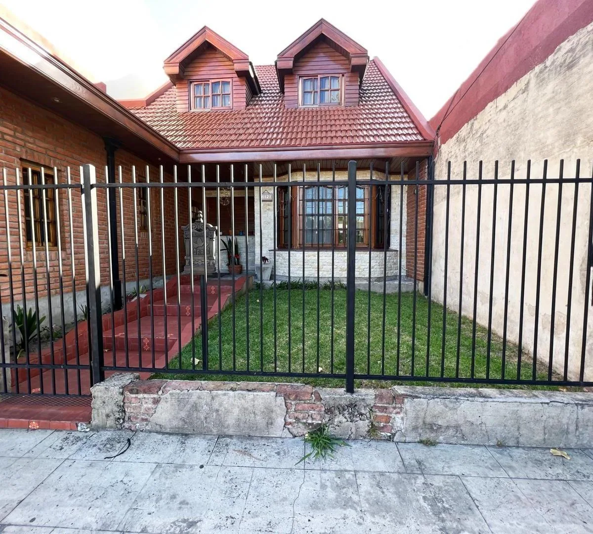 PH 3 rooms, 2 bedrooms