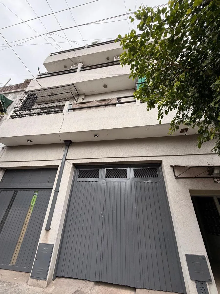 1 dormitorio, balcón y cocina integrada