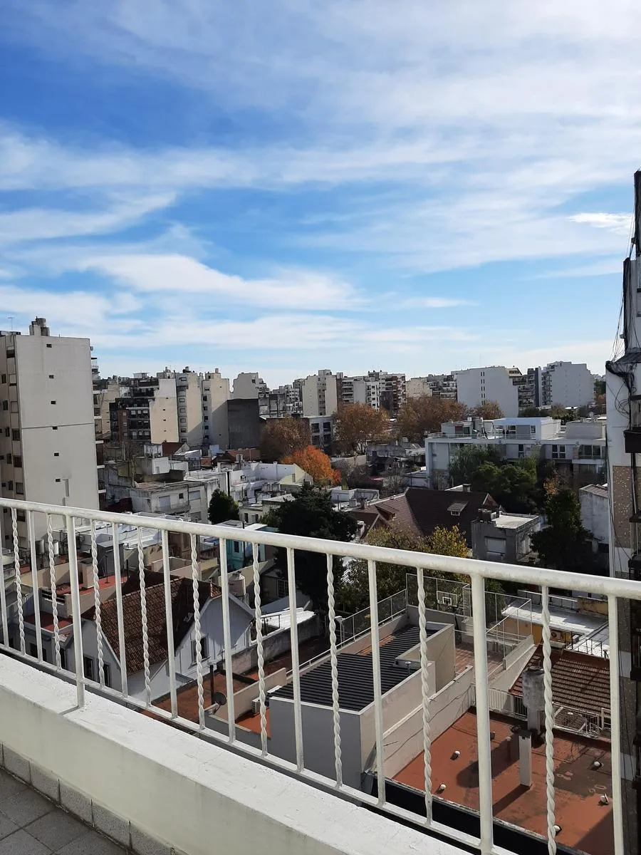 7th floor balcony terrace NE