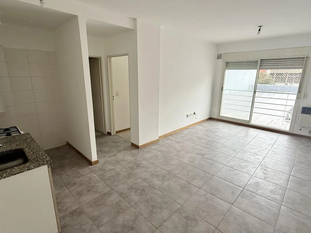 Alquiler Departamento 2 Ambientes con Cochera