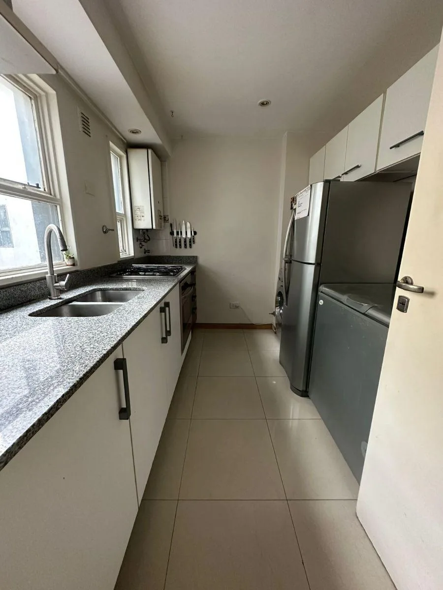 3 Ambientes Departamento - Oficina Consultorio en Virrey del Pino y Cabildo