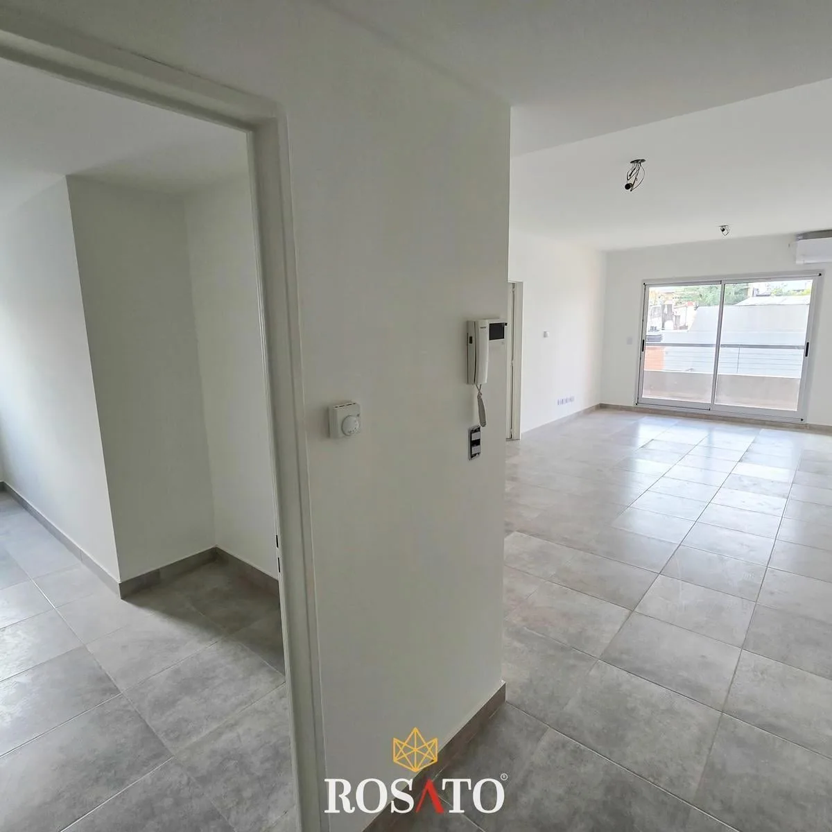 Alquiler Departamento 4 Ambientes a Estrenar con Cochera y Piscina en Complejo El Molino, Villa Luro