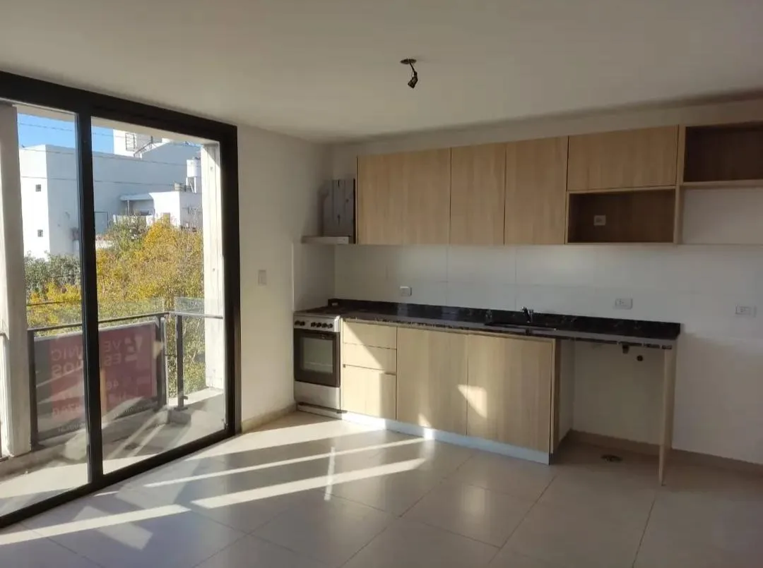Departamento 2 Ambientes Moron Cochera