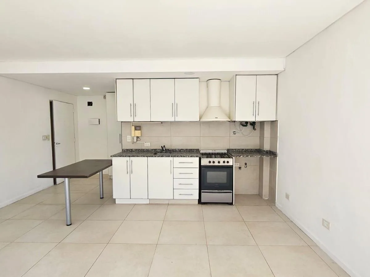 Alquiler Departamento Monoambiente de 34 m&sup2; Aprox en Villa Pueyrredon