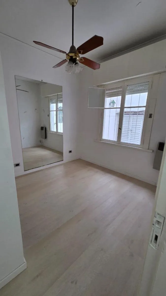 PH en Alquiler – 2 Ambientes con Patio – Sin Expensas