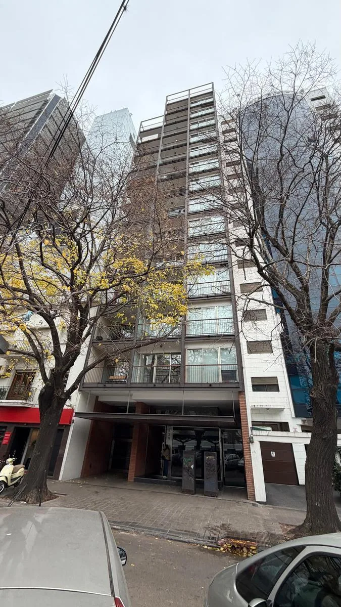 Departamento de 1 Dormitorio en Alquiler en Plaza Moreno