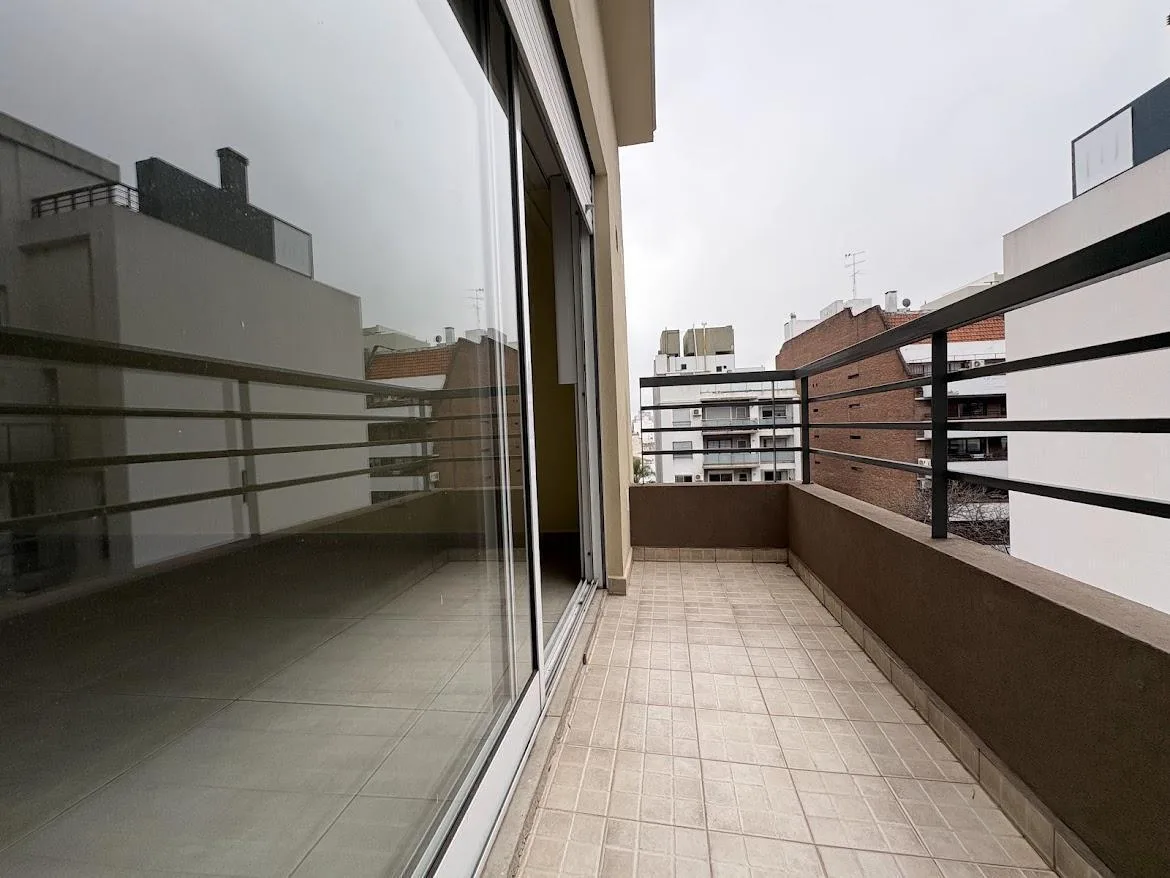 Departamento Monoambiente, Balcon, Muy Buen Estado. Caba