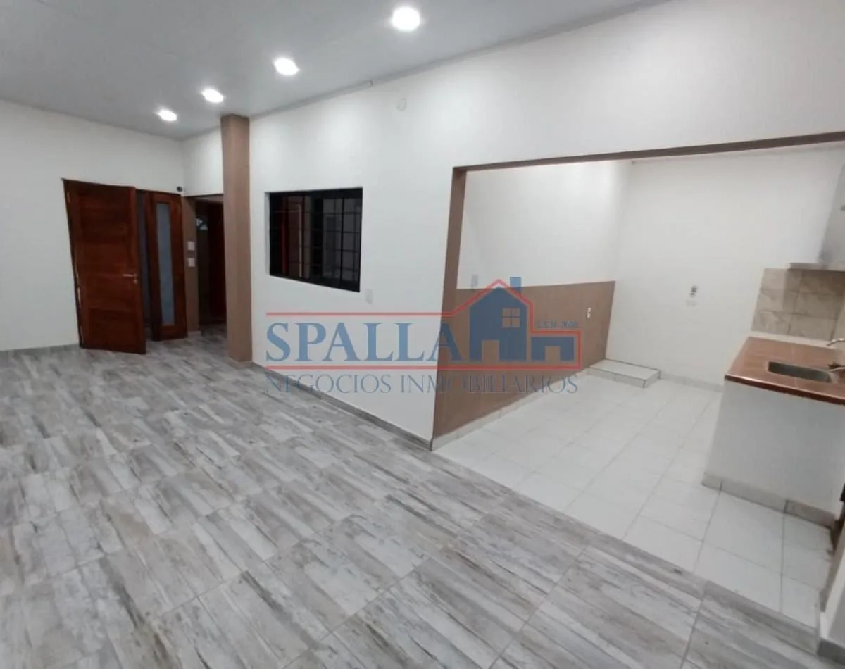 Alquiler de Casa 3 Ambientes con Cochera Jose C Paz