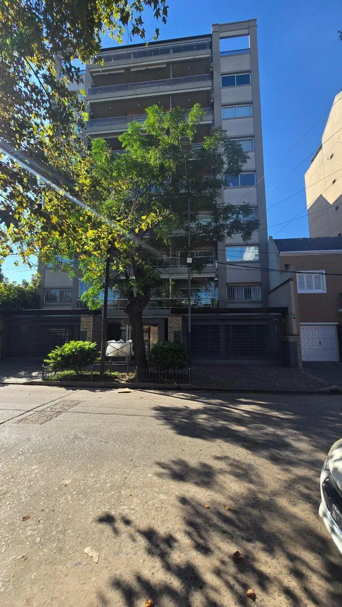Departamento de 40 m&sup2; 1 Dormitorio en Alquiler en Remedios de Escalada