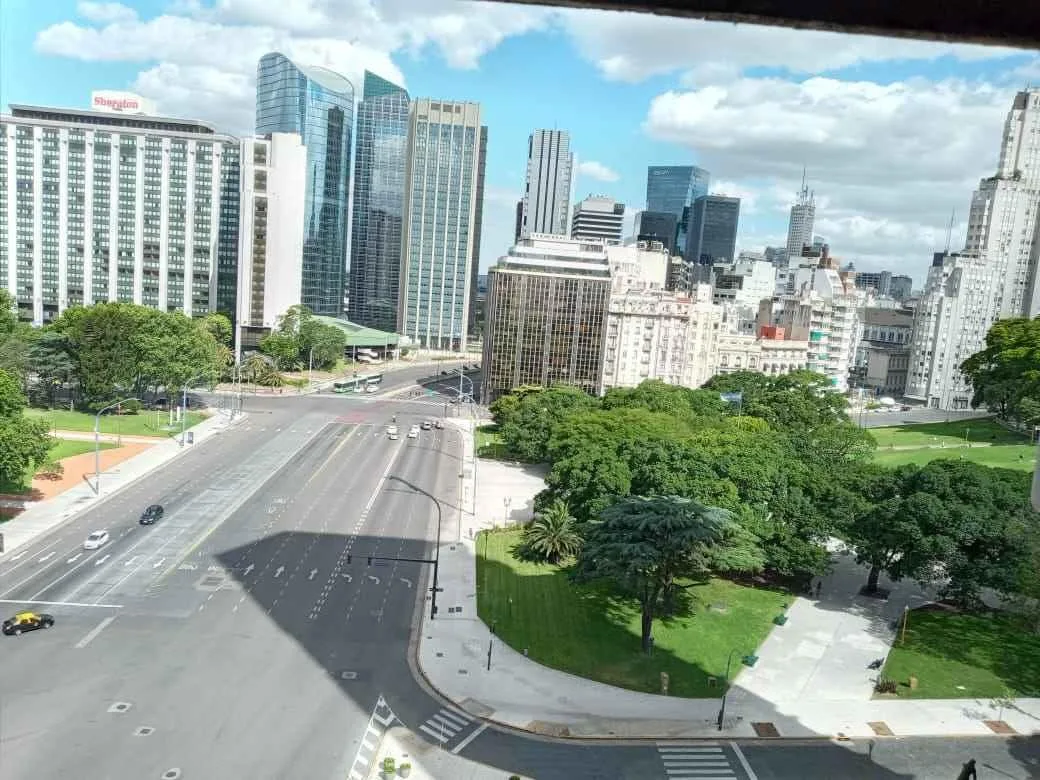 Departamento con Vista a Plaza San Martin