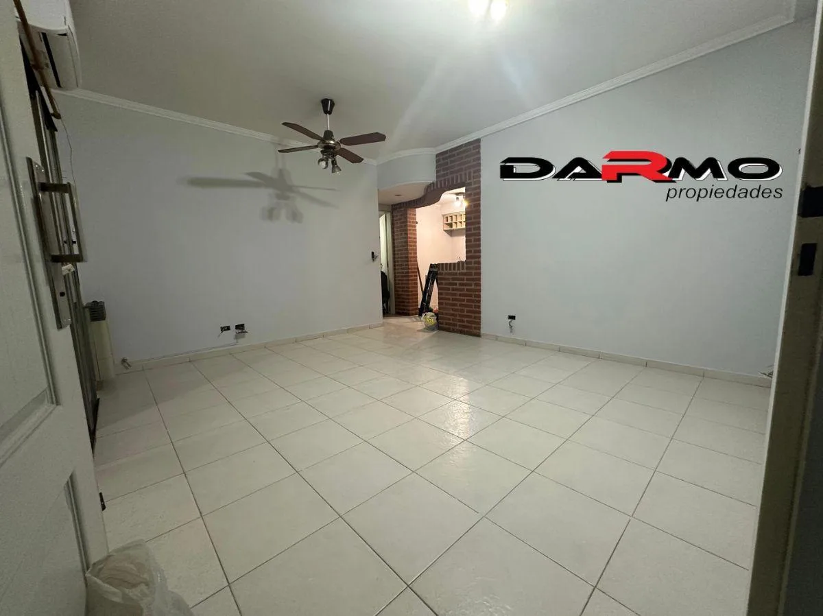 Excelente 2 Ambientes con Balcón Recién Pintado en Buena Ubicación - Villa Lugano