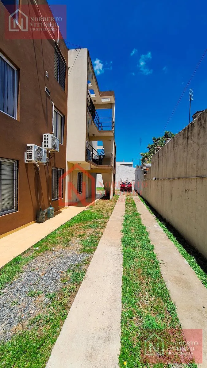 Alquiler - Departamento 2 Ambientes Pb con Cochera - Moron