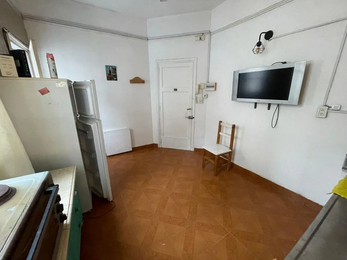 Depto 3 Amb, Baño y Cocina a Nuevos, a Una Cuadra Av Corrientes!
