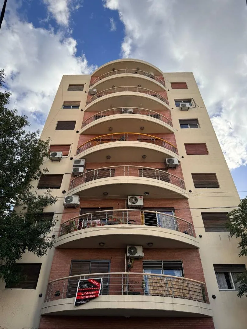 Departamento de 2 Ambientes - Morón Sur