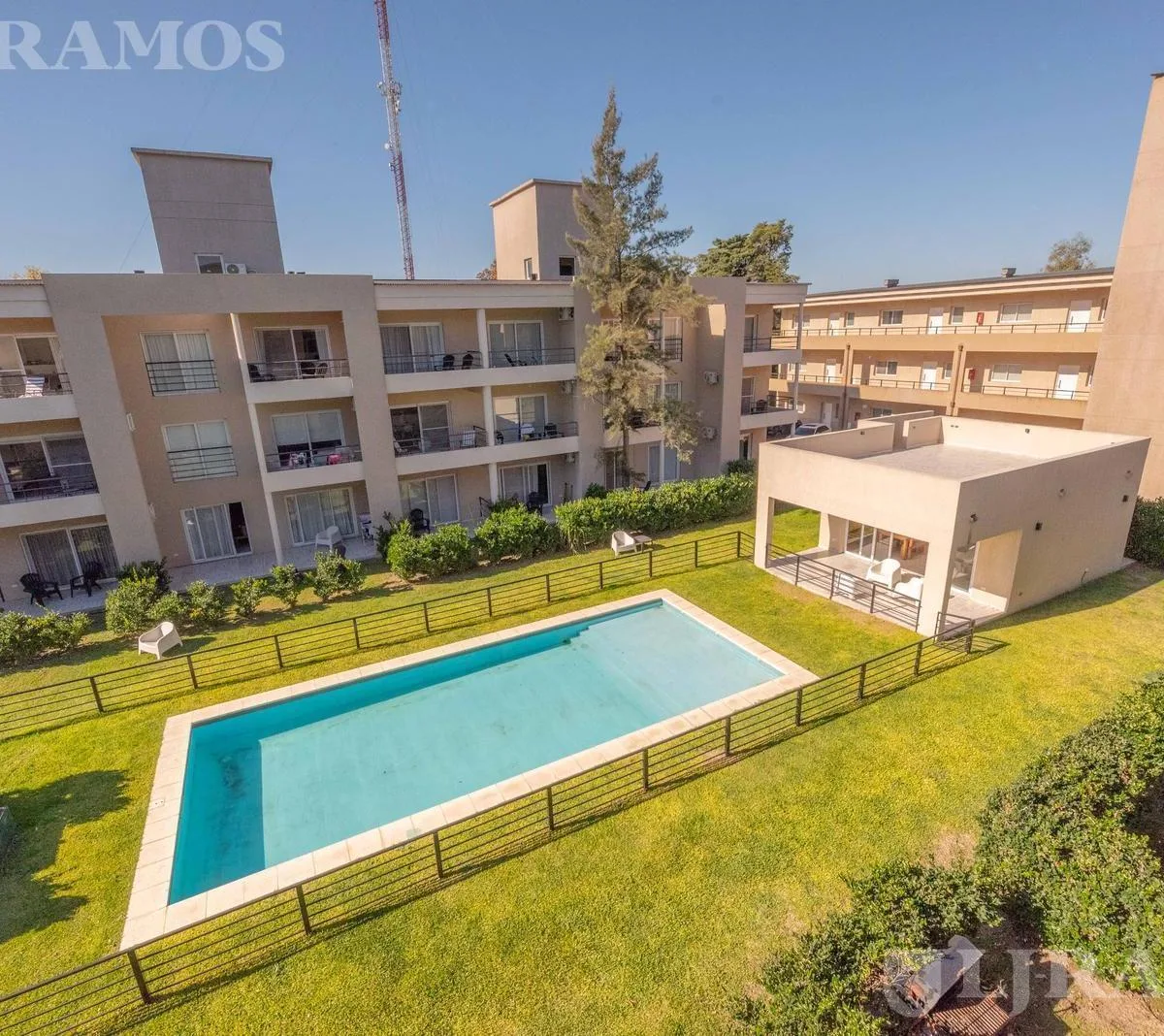 Condominio Va Pilar