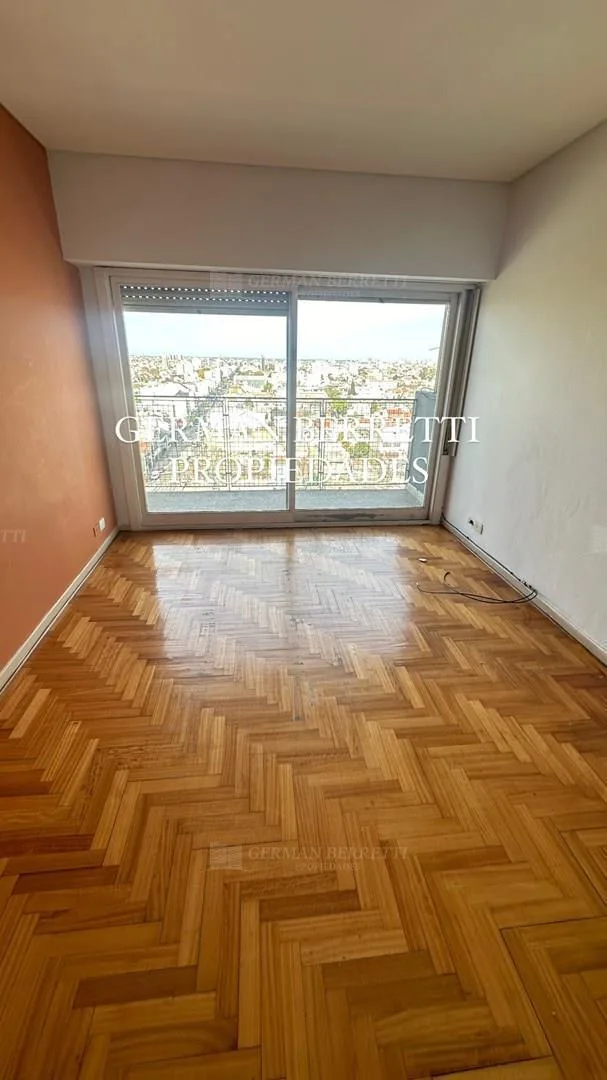 Departamento en Alquiler Ubicado en Lanús, Zona Sur