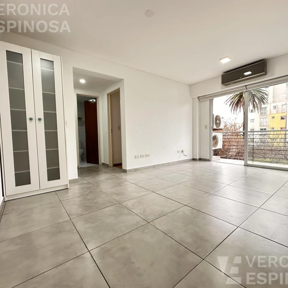 Departamento en Alquiler de Dos Ambientes con Cochera, Moron