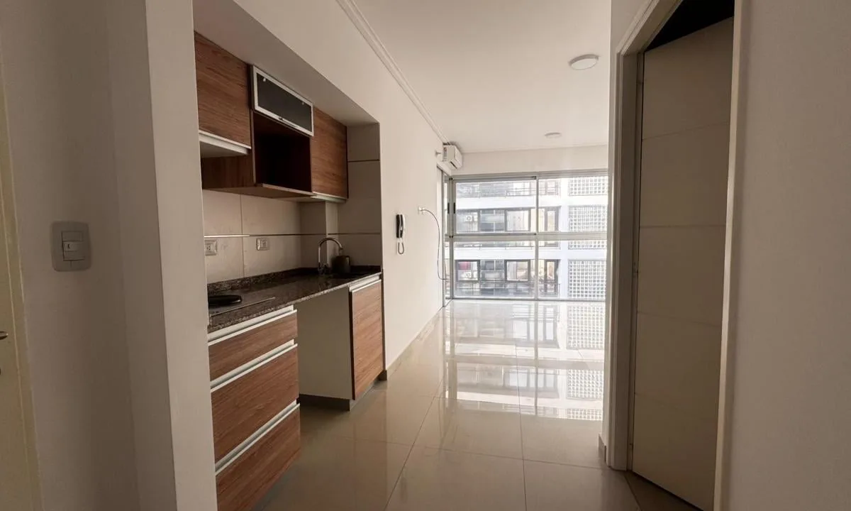 Студия 28 м², район UADE
