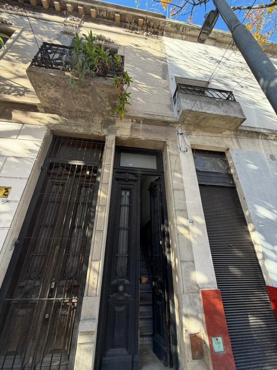 PH de 90 m&sup2; con 4 Dorm. en Venta y Alquiler en Flores Norte