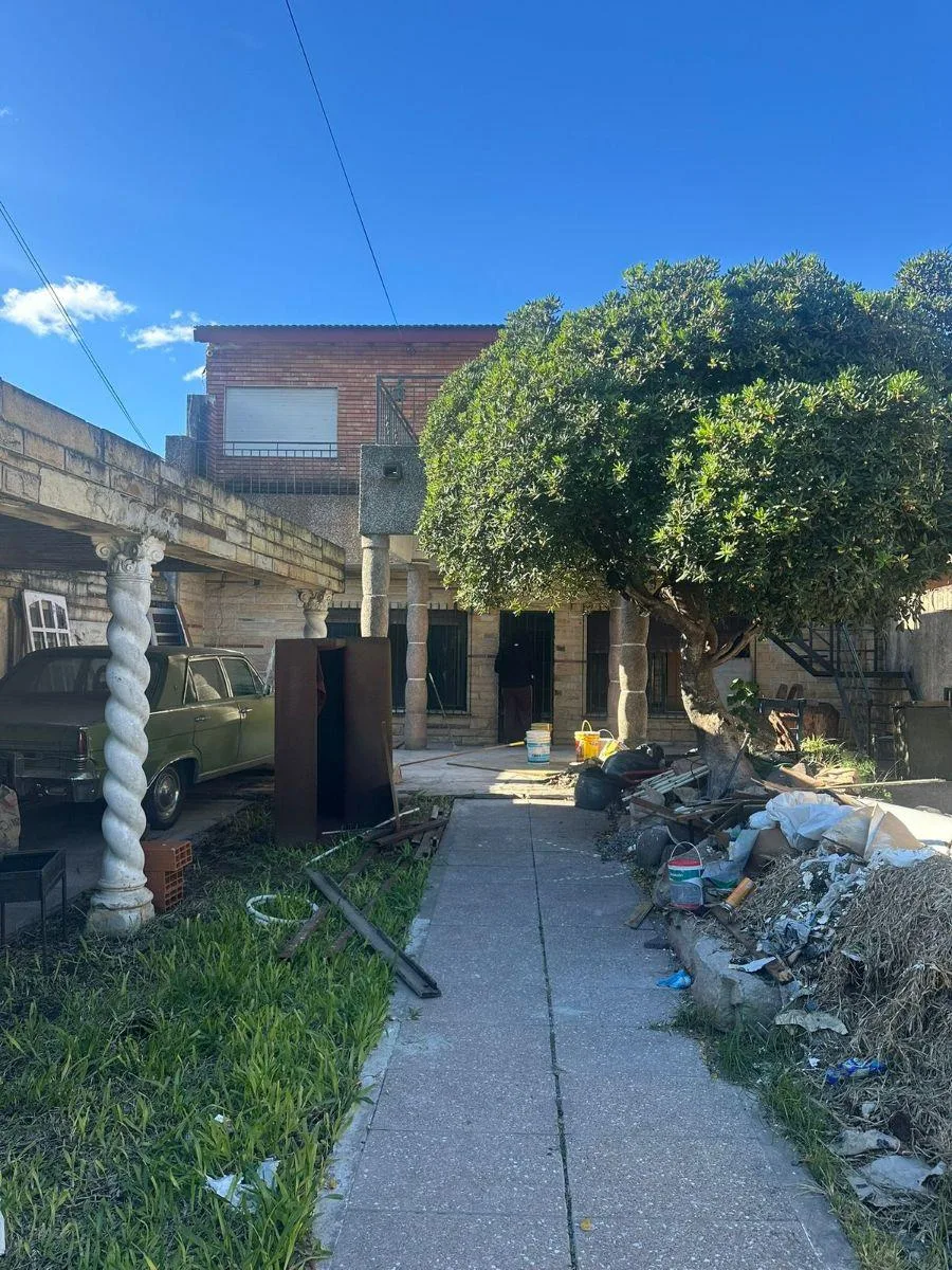 PH 3 Ambientes en Alquiler con Patio Al Frente Totalmente Reciclado