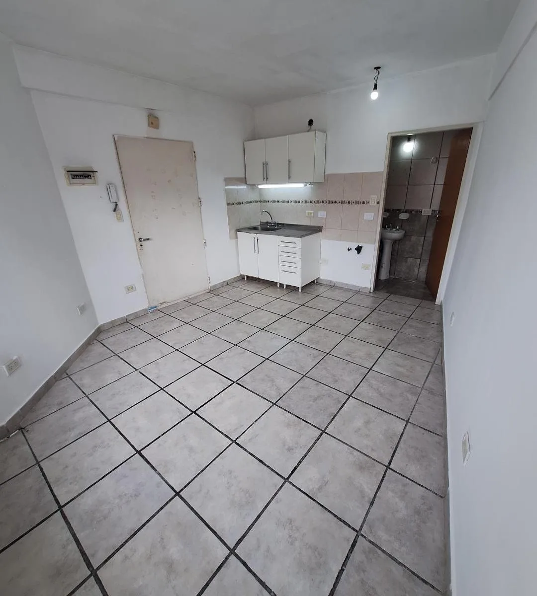 Luminoso Monoambiente con Expensas Incluidas