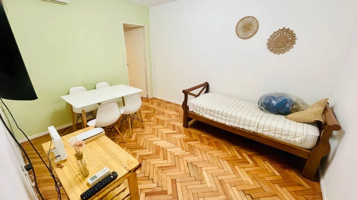 "Excelente Ubicacion" Diaz Velez 3758, 2 Amb Lateral. C/balcon Lavadero