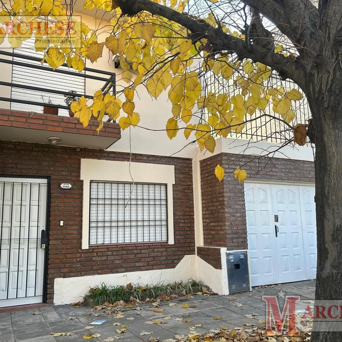 Casa de 4 Ambientes en Alquiler - Merlo