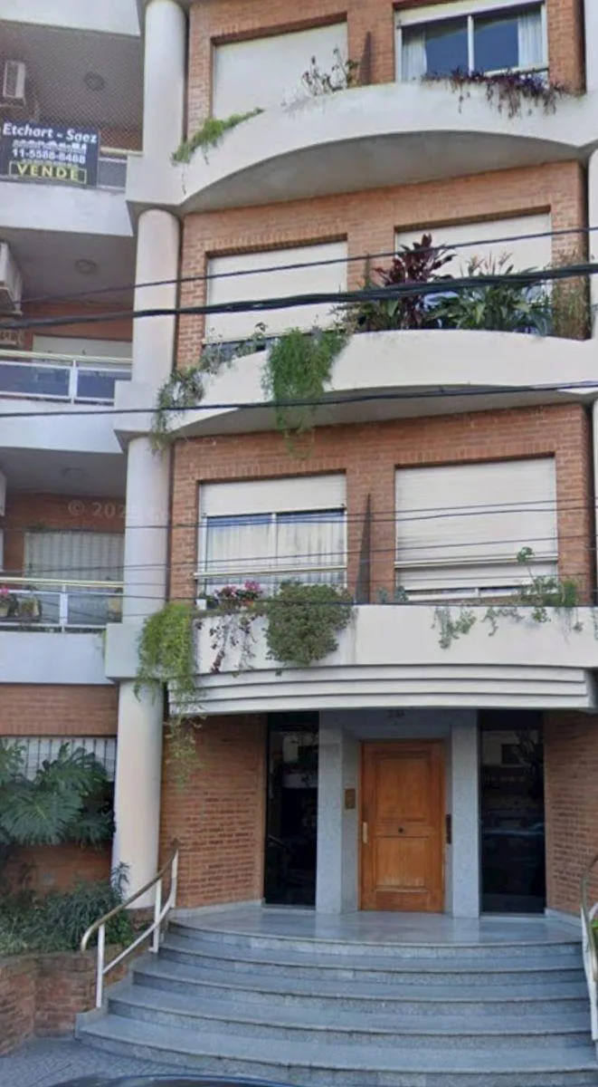 Balcony, equipped kitchen, elevator