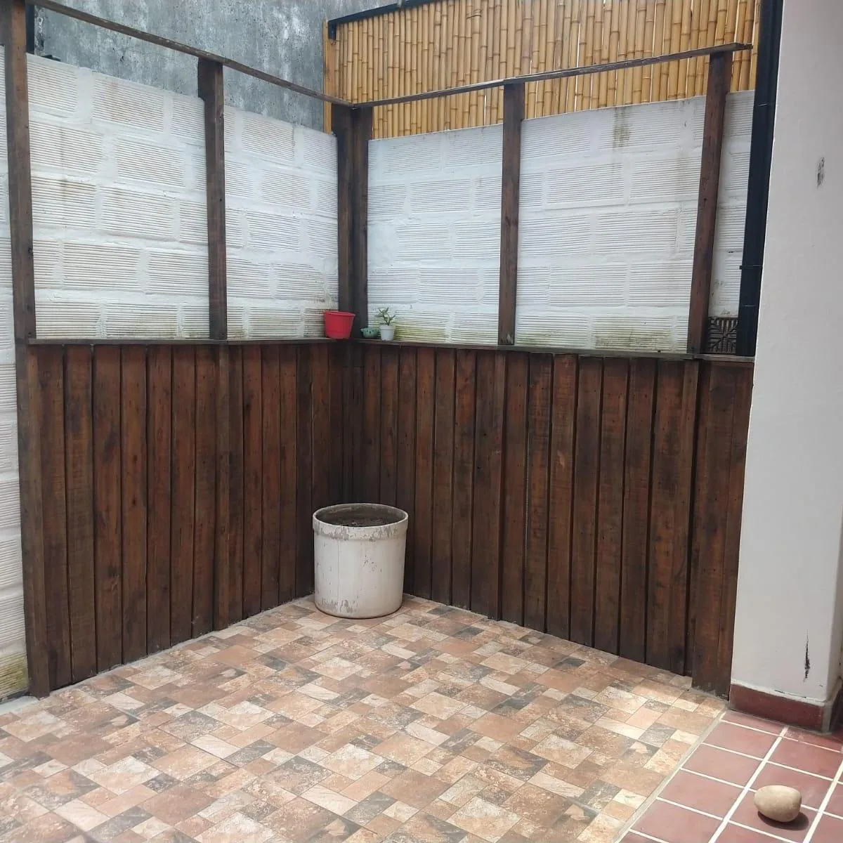 3-room PH with patio