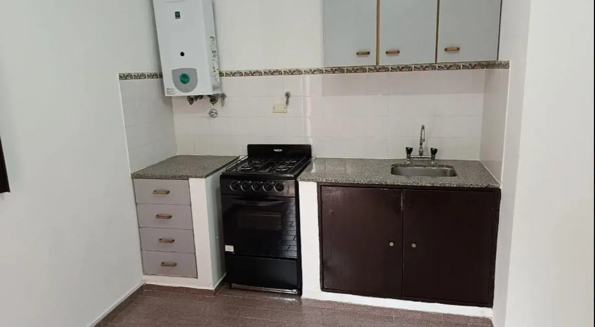 Alquiler – Departamento 2 Ambientes en Lomas del Mirador
