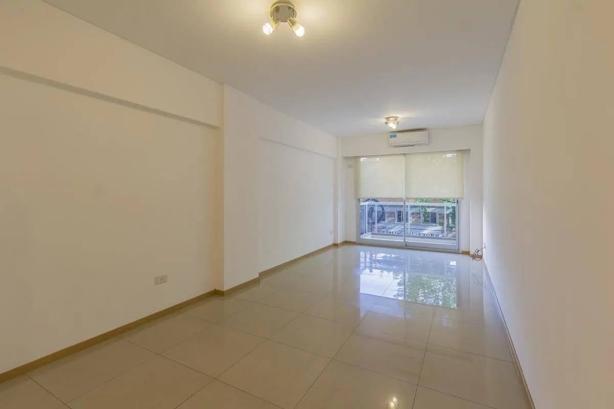Alquiler Departamento 2 Ambientes Al Frente con Cochera - Caballito Sur