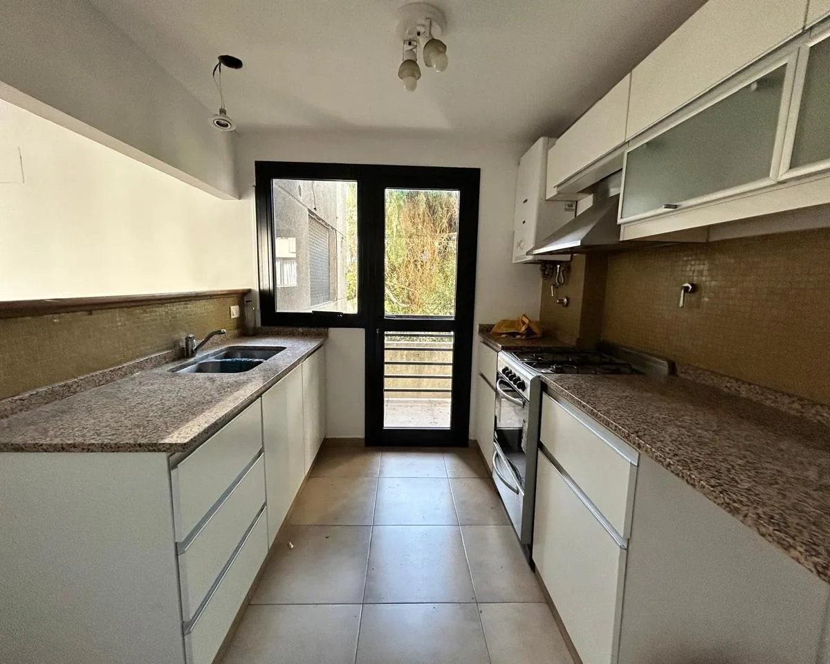 Departamento Tres Ambientes en Alquiler Lujan Mariano Moreno 746