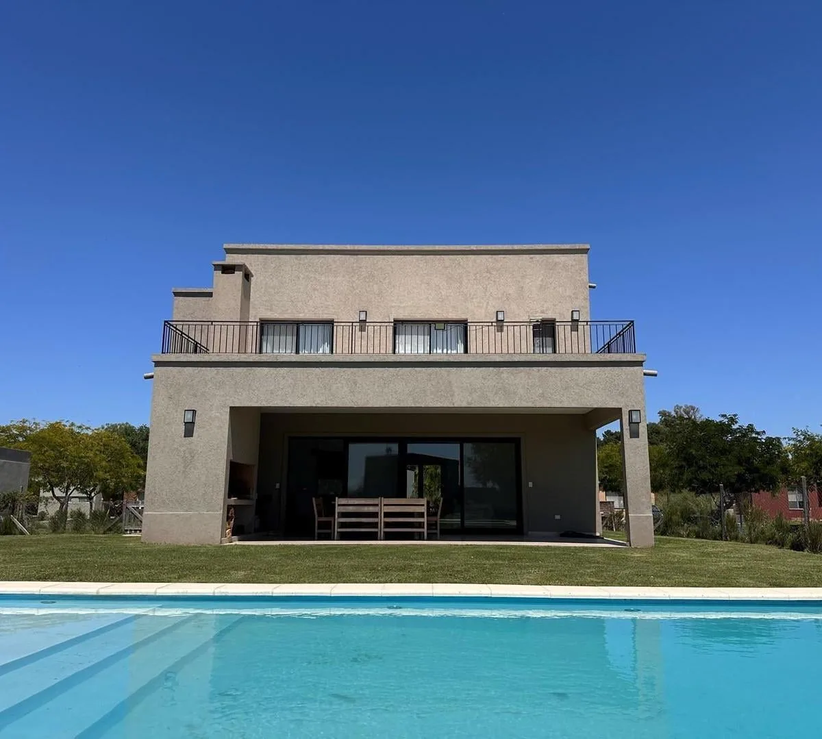Casa en Alquiler en El Cantón Norte, El Cantón, Escobar