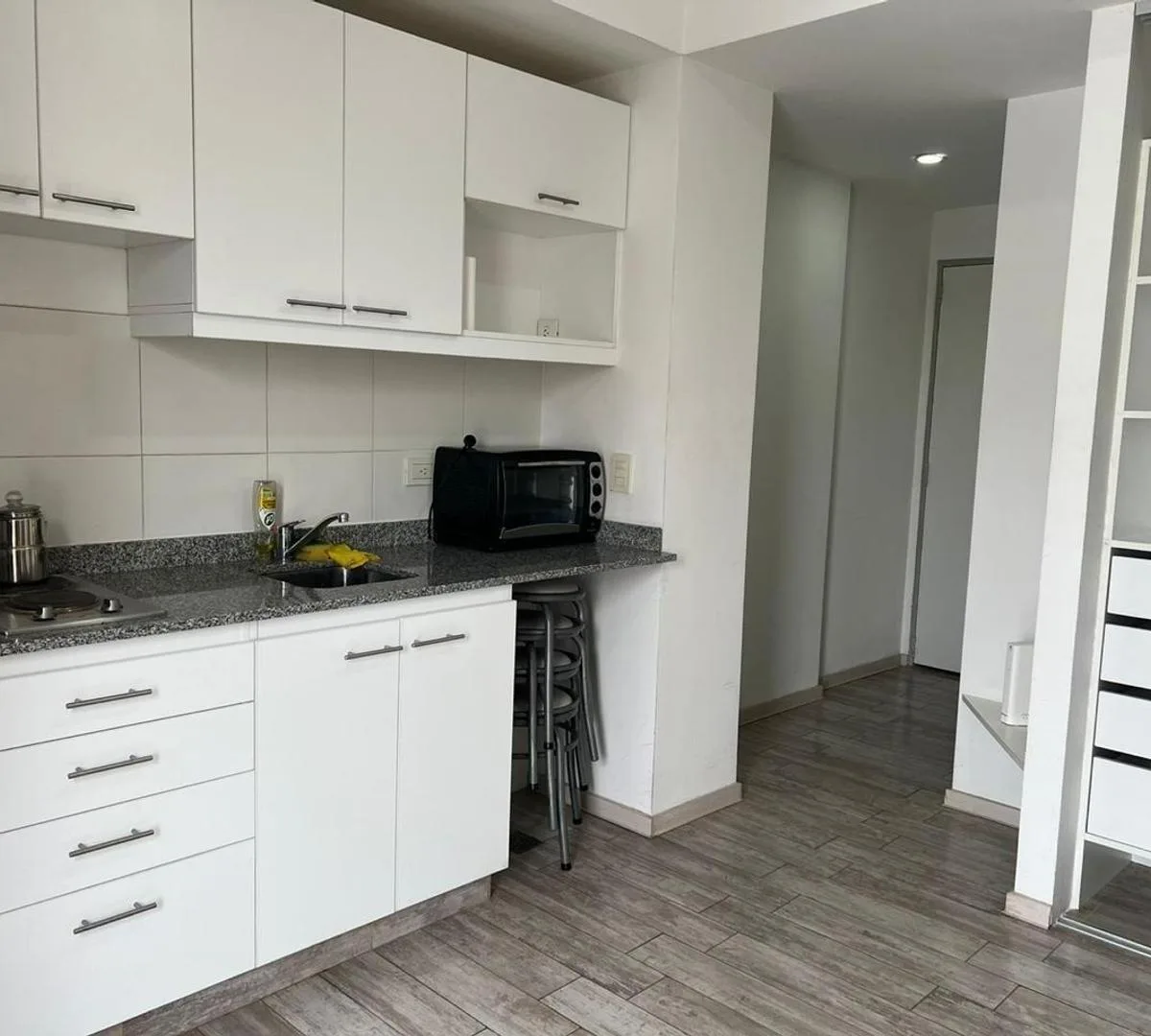 Alquiler Monoambiente Amoblado con Amenities / Flores