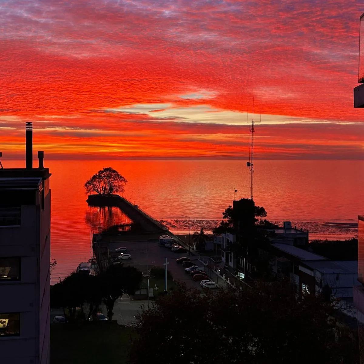 Departamento Dos Ambientes Amoblado - Puerto de Olivos - Excelentes Vistas